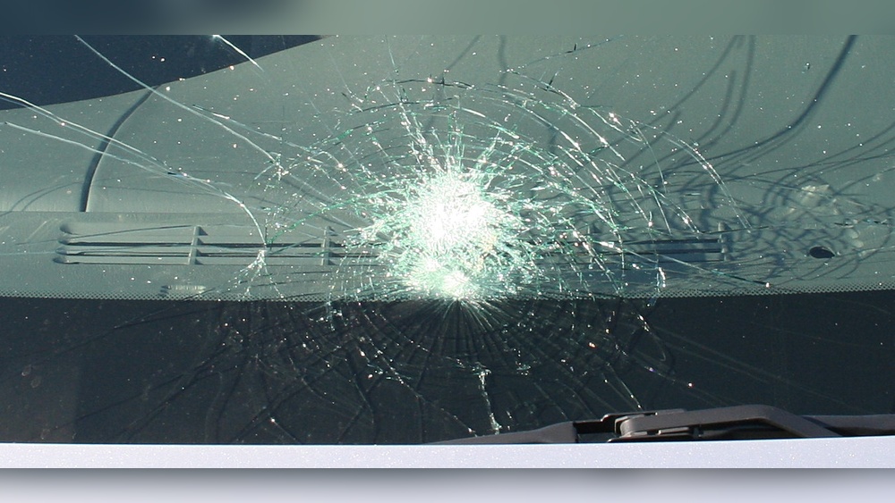 are all windshields laminated jpg