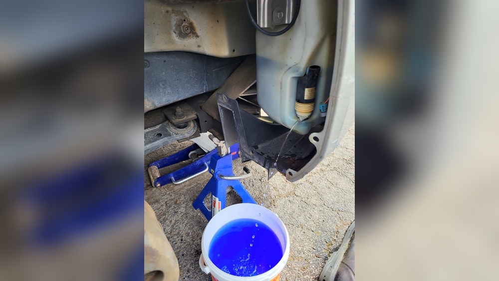can windshield wiper fluid go bad jpg