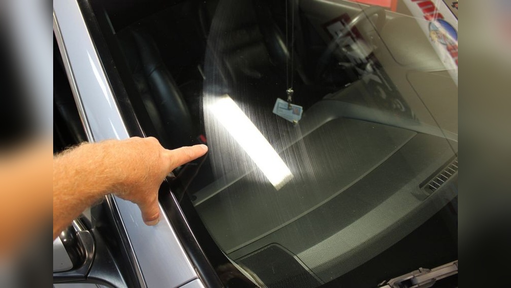 how to remove wiper scratches from windshield jpg