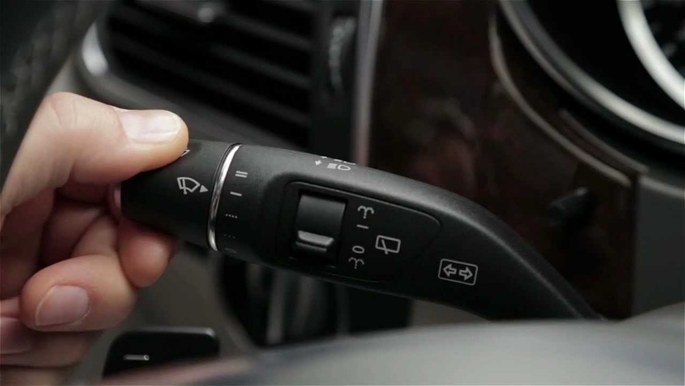 how to spray water on windshield mercedes jpg